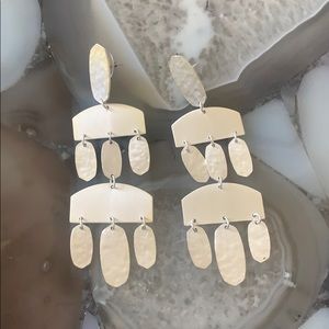 Bright silver Kendra scott emmet earrings